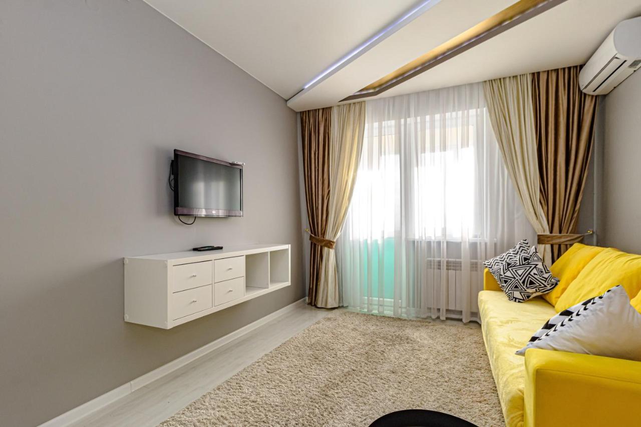 7 Я-41 Apartment 阿斯坦纳 外观 照片